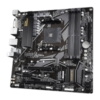 4x DDR4 Slots