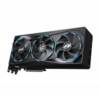 3x DisplayPorts / 1x HDMI Port